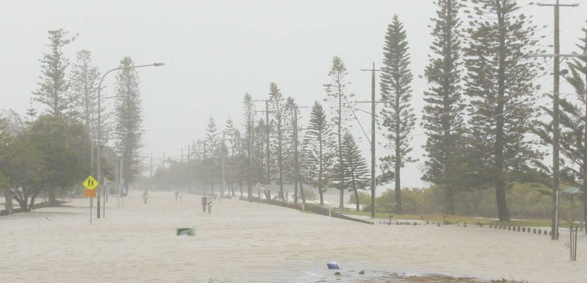 Gold Coast weather: Flooding possible as heavy rain set to drench south-east Queensland