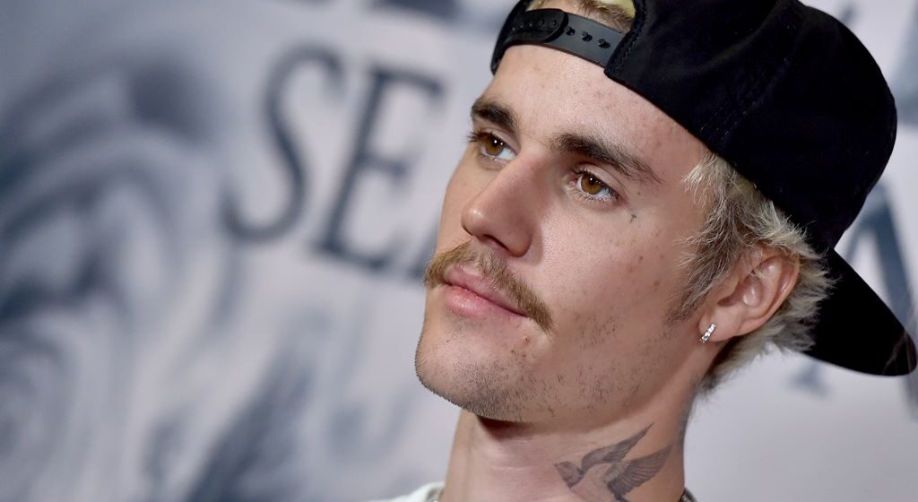 Popstar Justin Bieber adds more ink in his body’s tattoo collection.