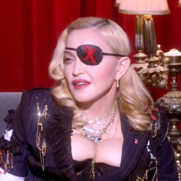Madonna to direct, co-write own biopic