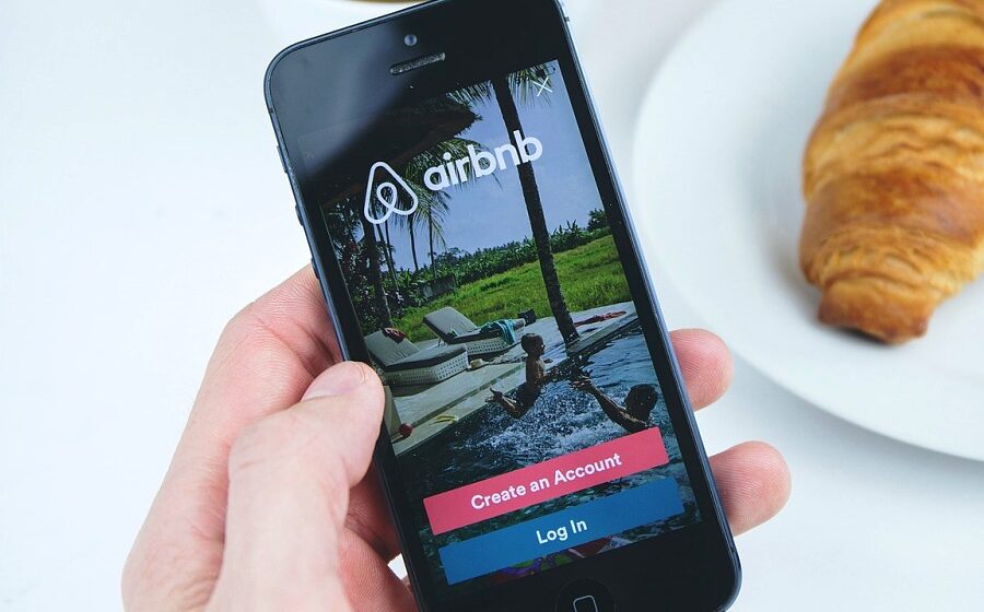 Airbnb files to go public, turned a profit last quarter