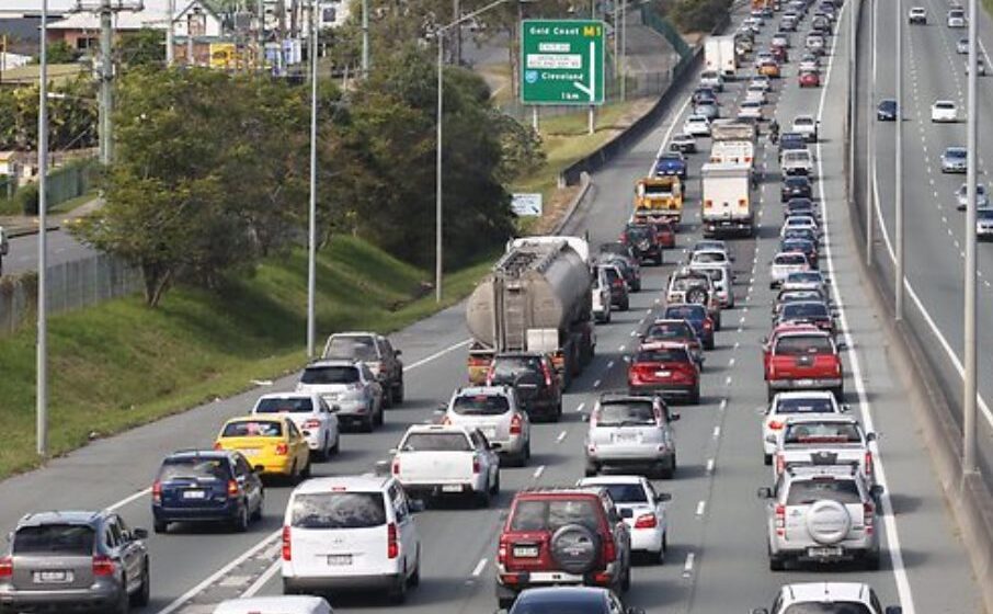 Queensland records five new COVID-19 cases as border traffic delays continue