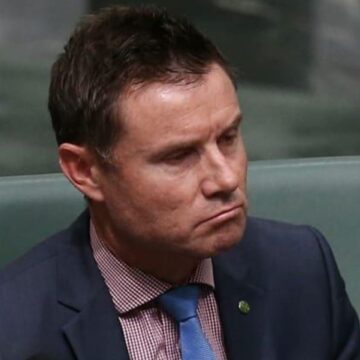 Embattled MP Andrew Laming says picture of woman with underwear exposed was to show ‘impossible task’