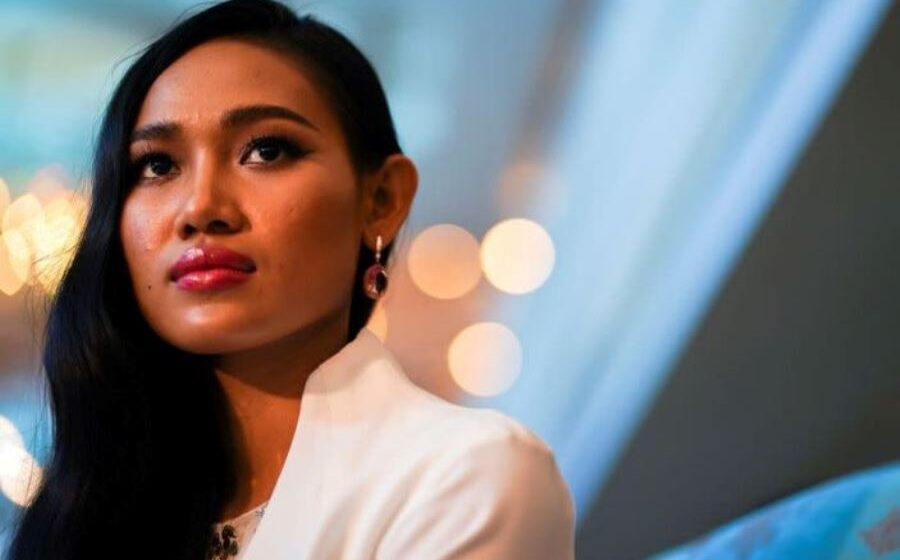 The Myanmar beauty queen standing up to the military