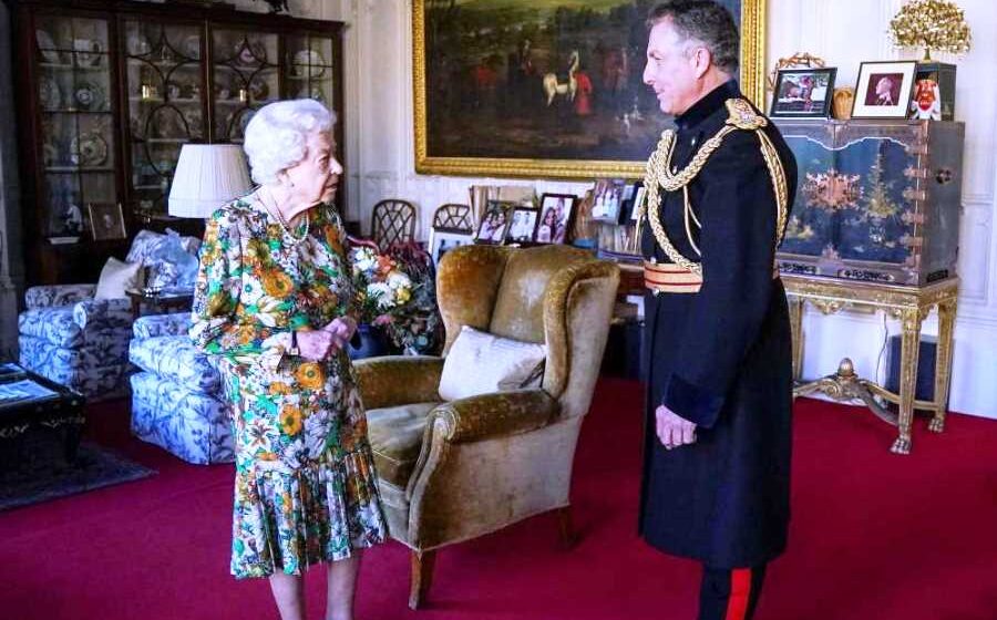 Queen returns to royal duties as Prince Charles shares update on her health