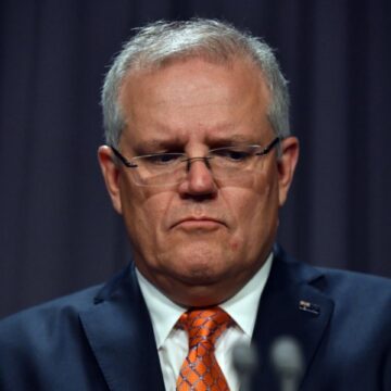PM Morrison and Coalition suffer massive slump in polls ahead of federal election