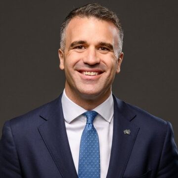 Peter Malinauskas is officially sworn in as South Australia’s 47th premier