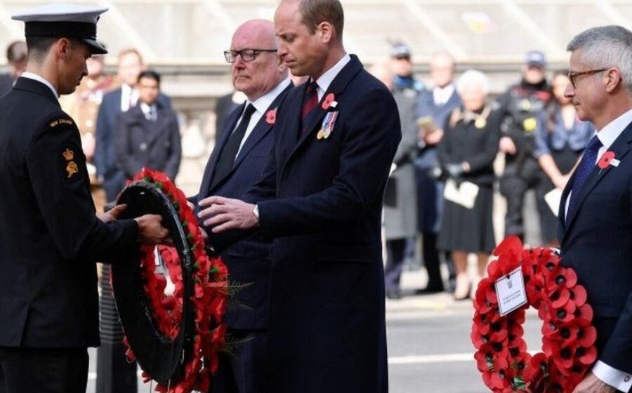 Anzac Day: Prince William leads London commemorations