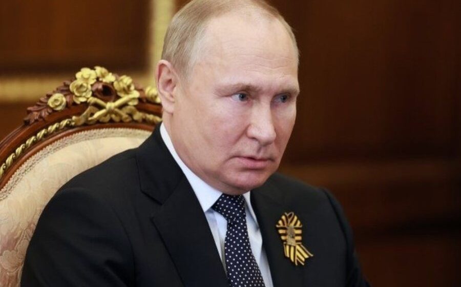 Putin preparing for long haul, US intelligence says