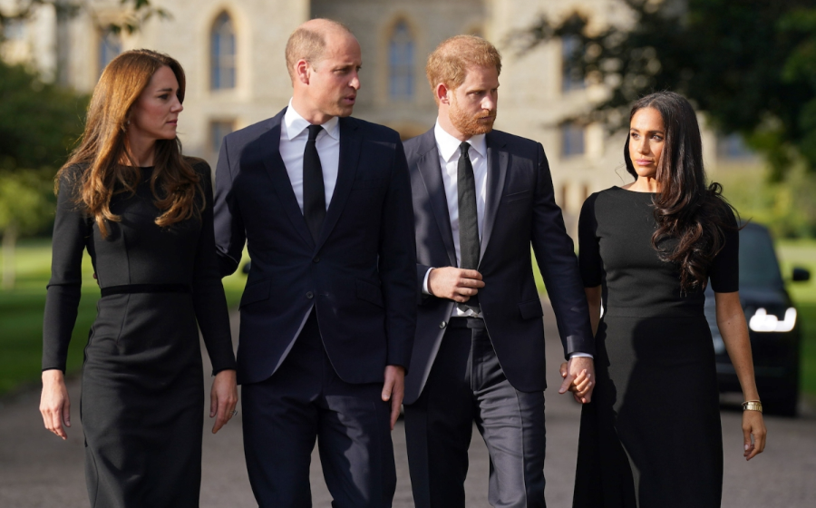 Prince William and Kate Middleton have dinner with Prince Harry and Meghan Markle