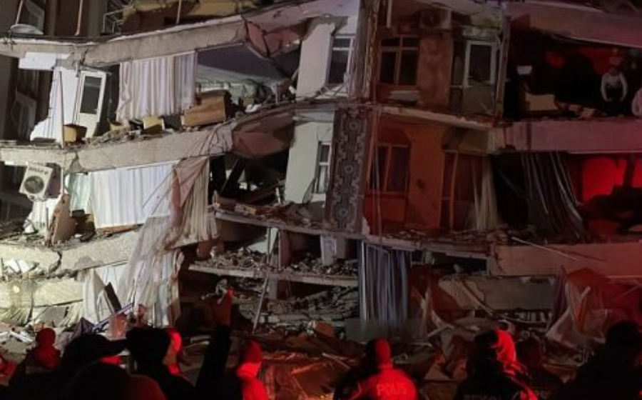 Strong earthquake leaves thousands dead in Turkiye, Syria