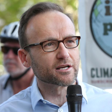 Labor, Greens reach climate safeguard mechanism agreement