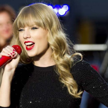 Taylor Swift kicks off Eras Tour at US Super Bowl stadium