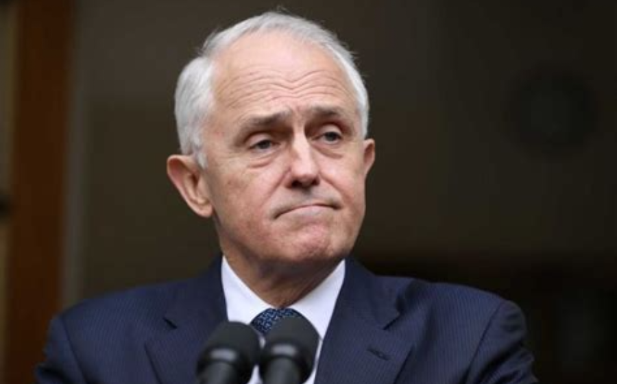 Former PM Malcolm Turnbull appears before robodebt royal commission